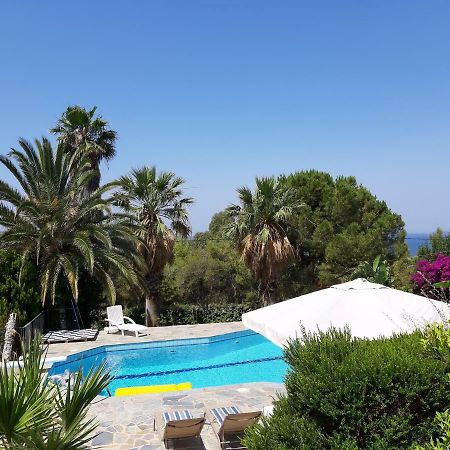 Villa Suites Lagonisi Luxury Екстер'єр фото