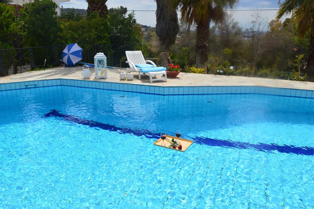 Villa Suites Lagonisi Luxury Екстер'єр фото