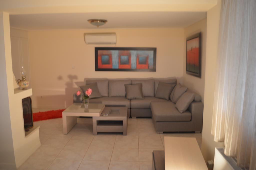 Villa Suites Lagonisi Luxury Екстер'єр фото