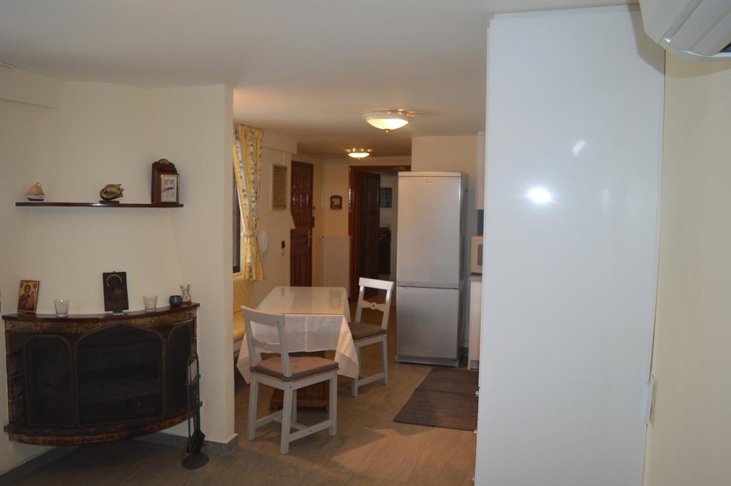 Villa Suites Lagonisi Luxury Екстер'єр фото