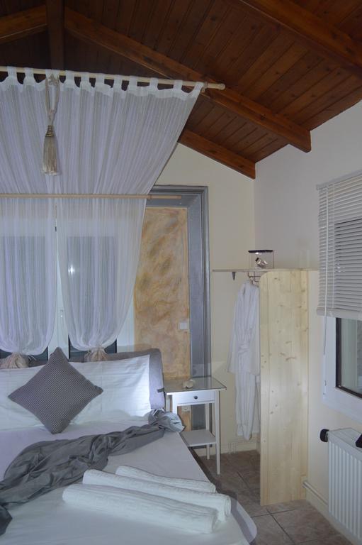 Villa Suites Lagonisi Luxury Екстер'єр фото